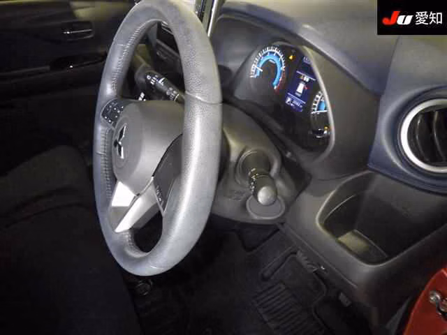MITSUBISHI EK X