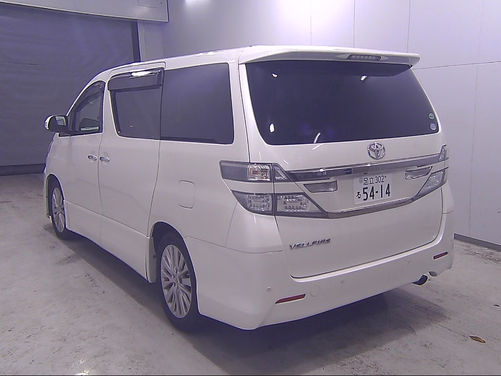 TOYOTA VELLFIRE