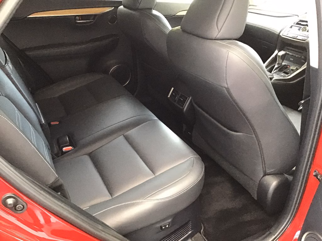 LEXUS NX200T