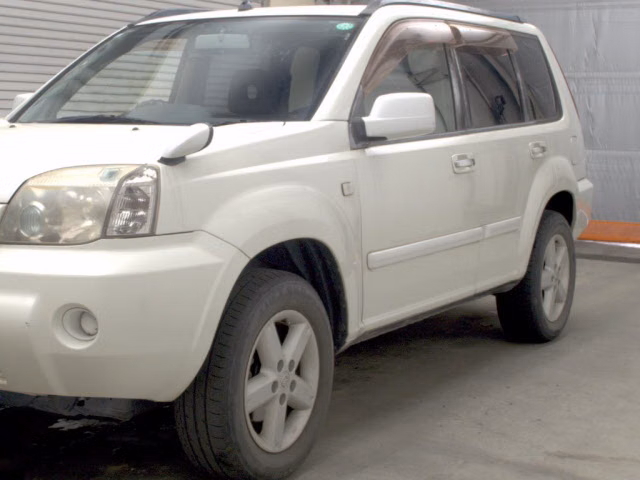NISSAN X-TRAIL
