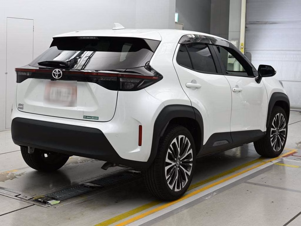TOYOTA YARIS CROSS
