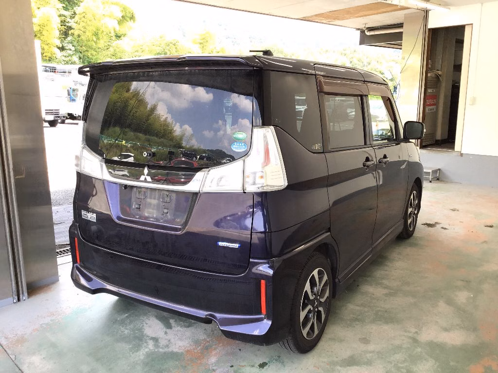 MITSUBISHI DELICA D:2