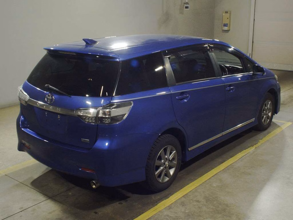 TOYOTA WISH