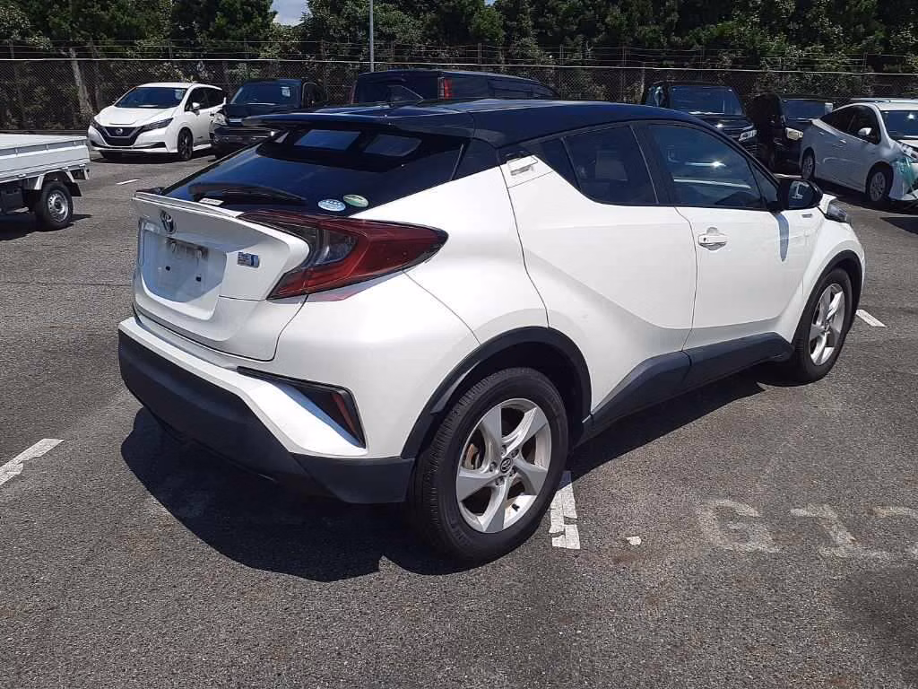 TOYOTA C-HR
