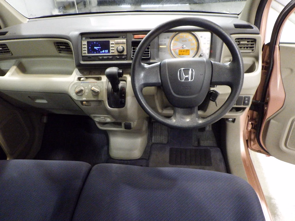 HONDA LIFE