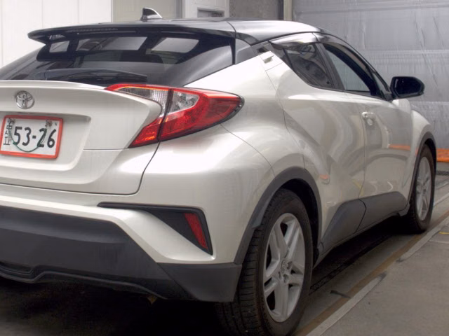 TOYOTA C-HR