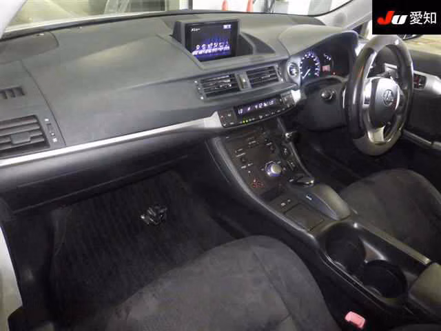LEXUS CT200H
