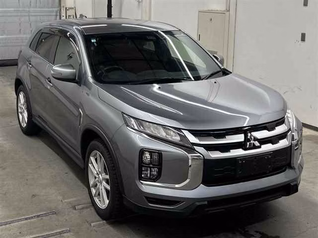 MITSUBISHI RVR