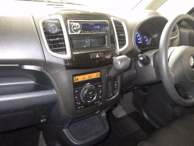 MITSUBISHI DELICA D:2