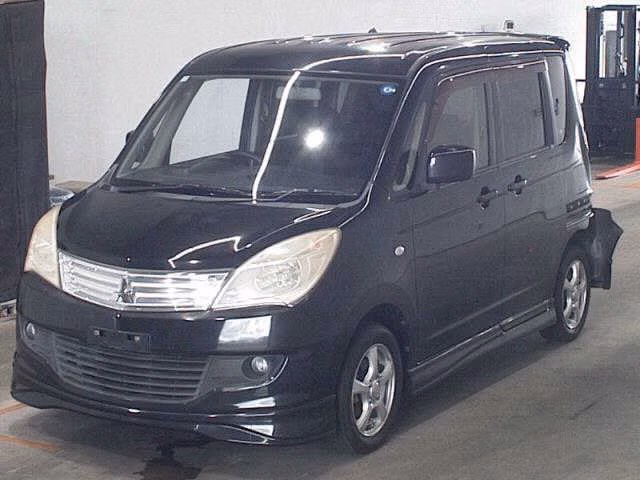 MITSUBISHI DELICA D:2