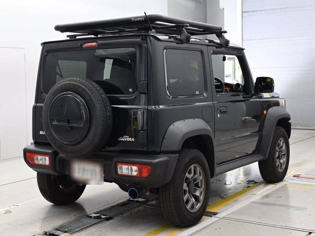 SUZUKI JIMNY SIERRA