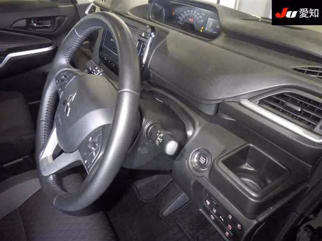 MITSUBISHI DELICA D:2
