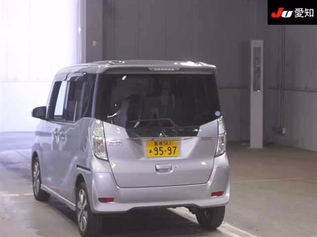 MITSUBISHI EK SPACE