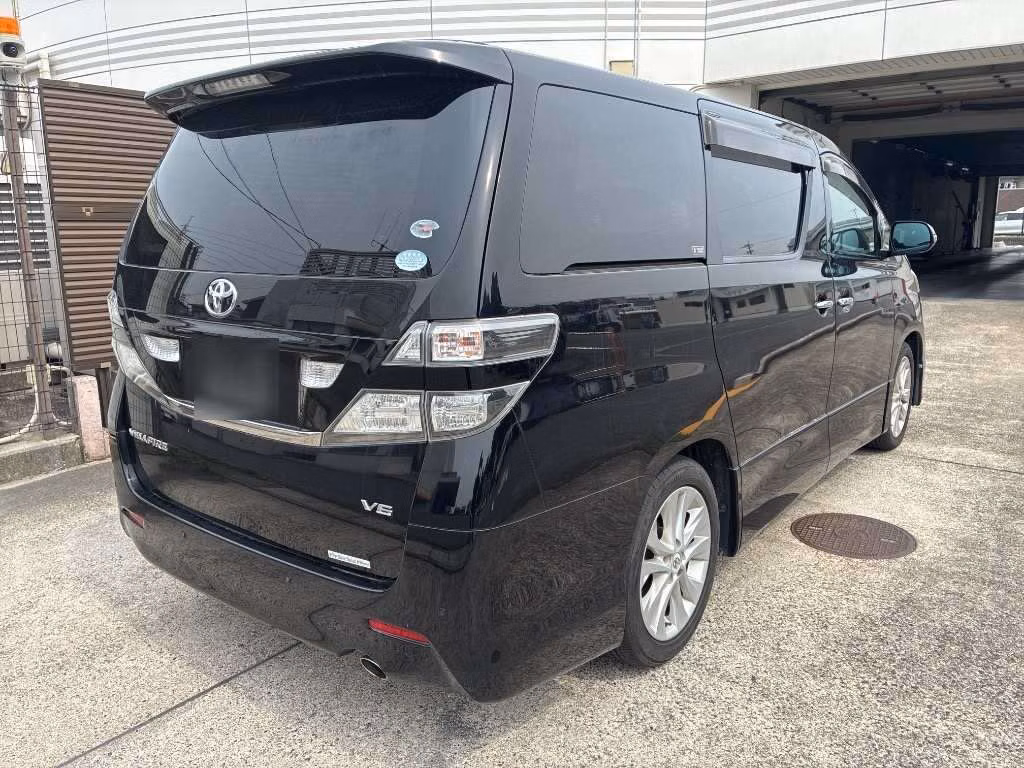 TOYOTA VELLFIRE