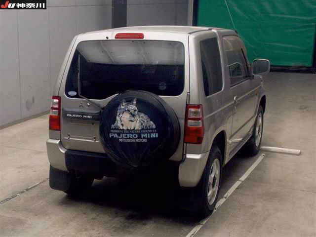 MITSUBISHI PAJERO MINI