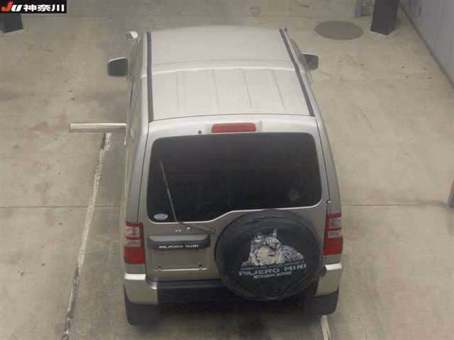 MITSUBISHI PAJERO MINI