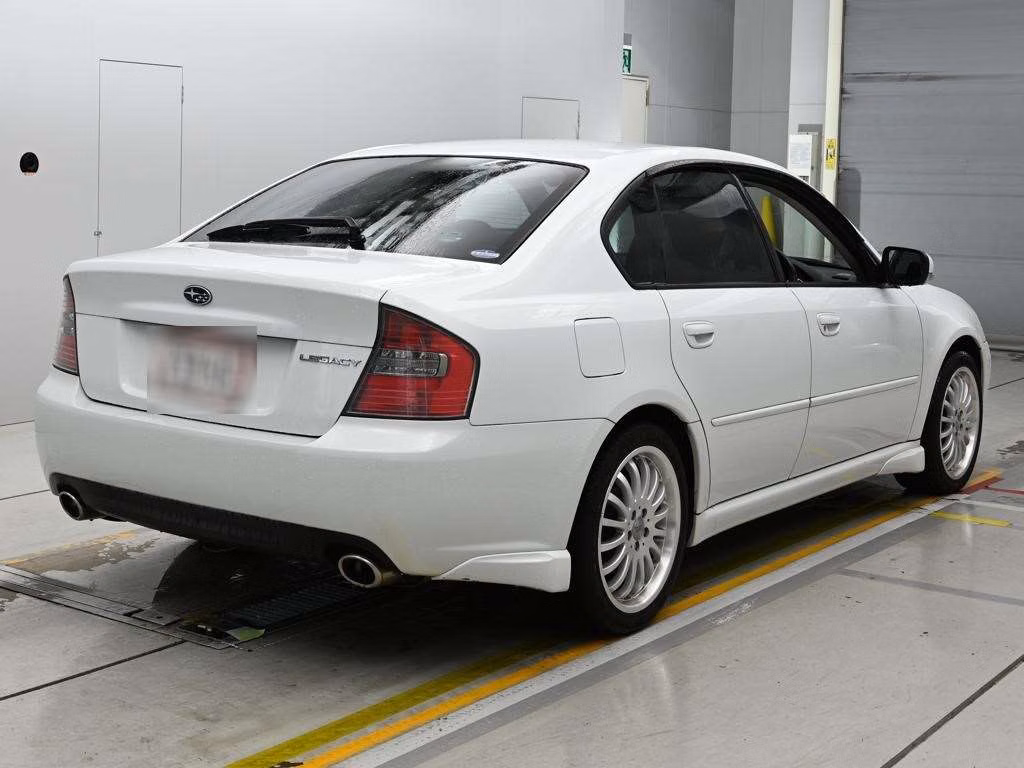 SUBARU LEGACY B4