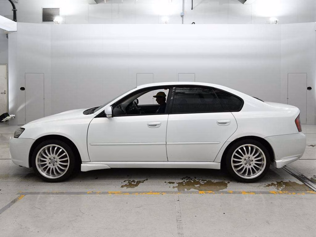 SUBARU LEGACY B4