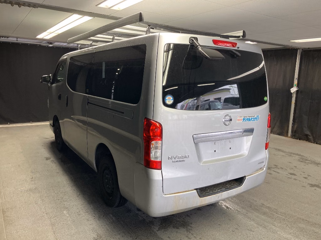 NISSAN NV350 CARAVAN