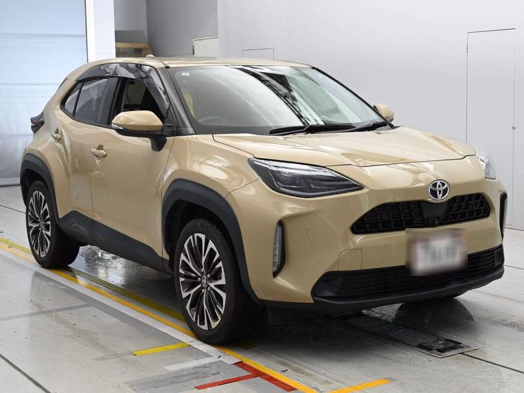 TOYOTA YARIS CROSS