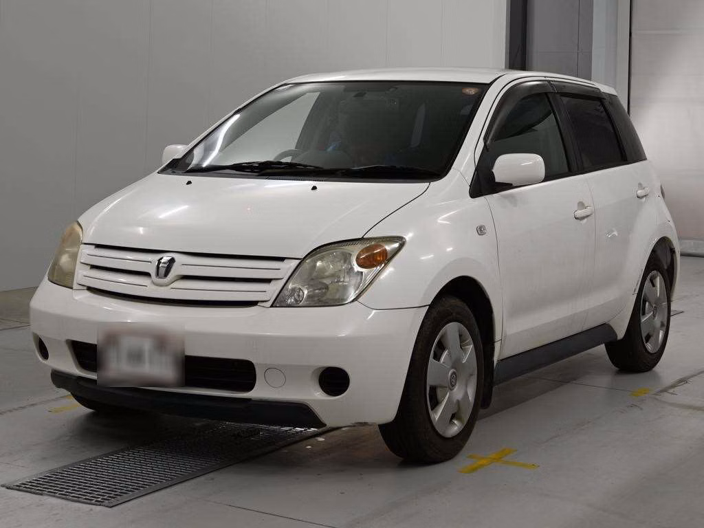 TOYOTA IST