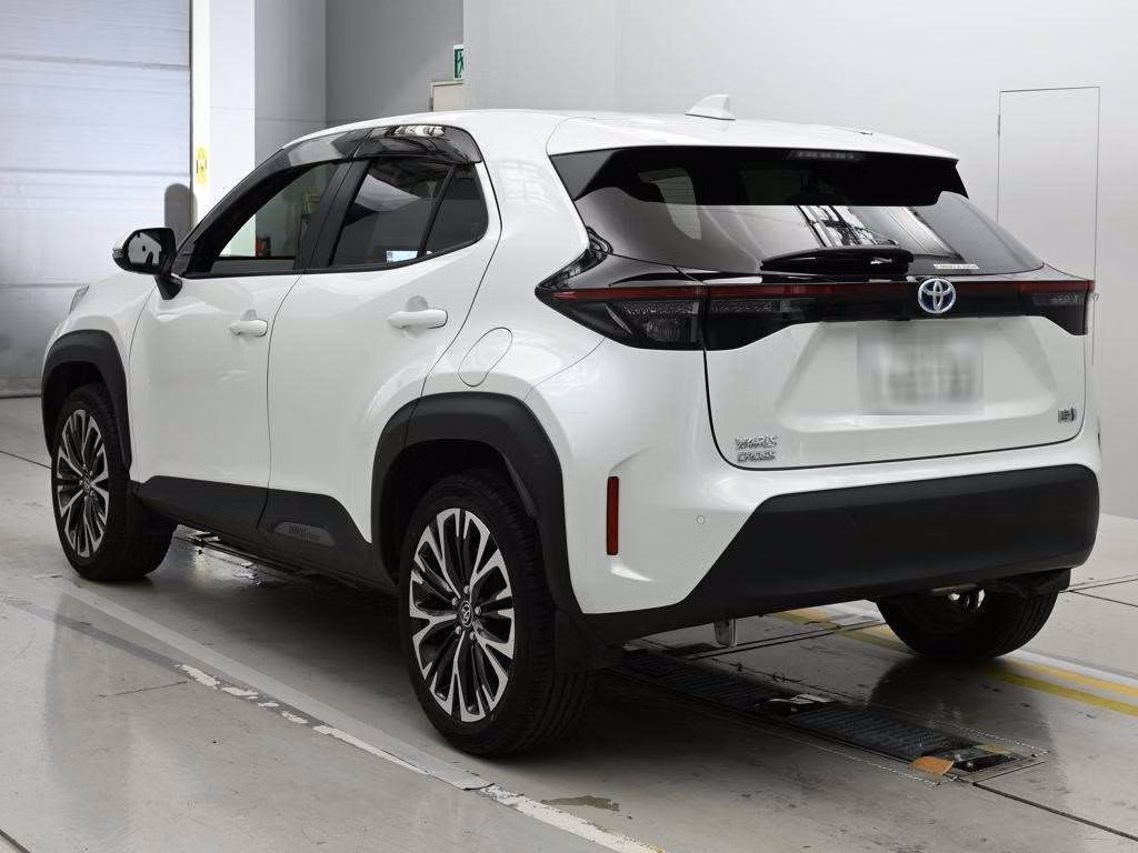 TOYOTA YARIS CROSS