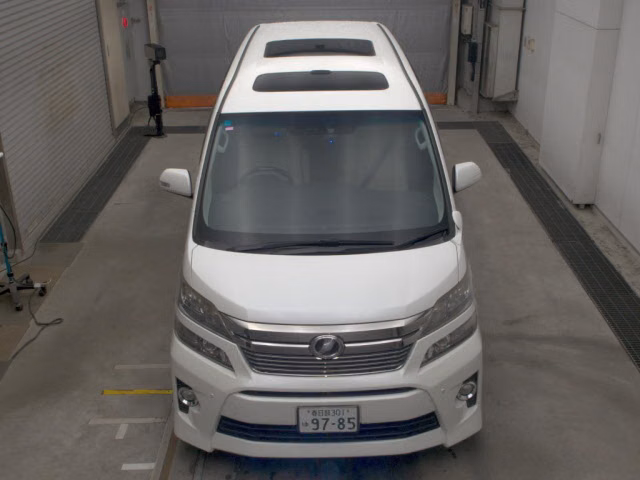 TOYOTA VELLFIRE