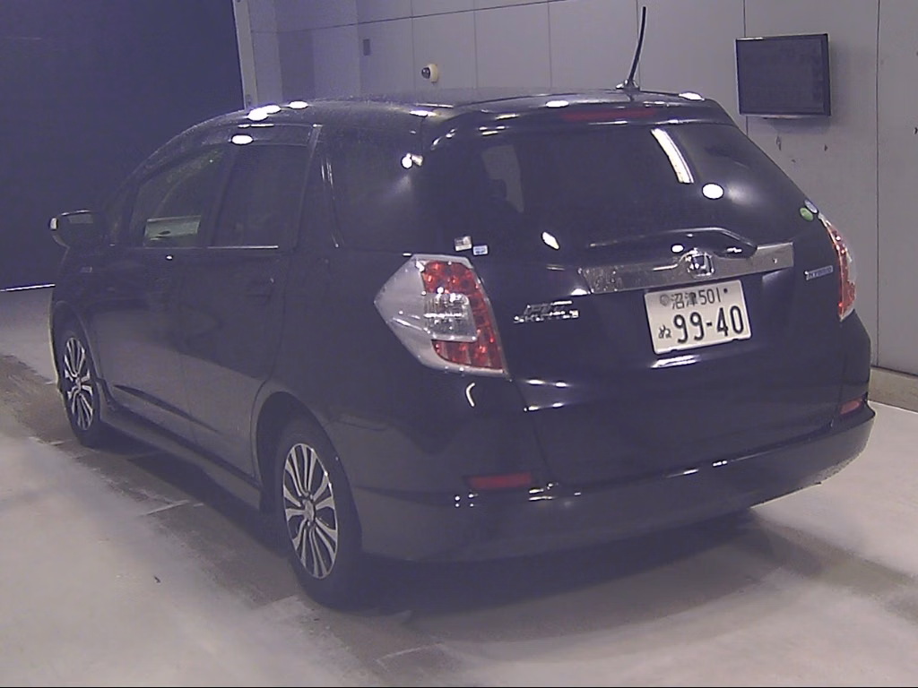 HONDA FIT SHUTTLE