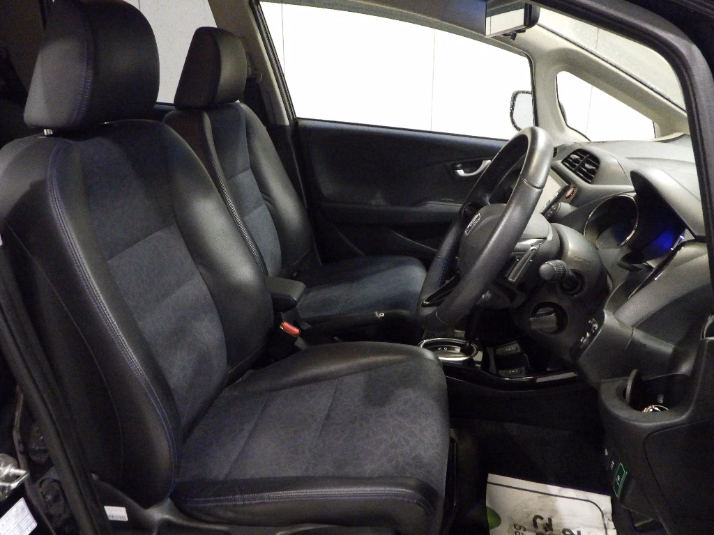 HONDA FIT SHUTTLE