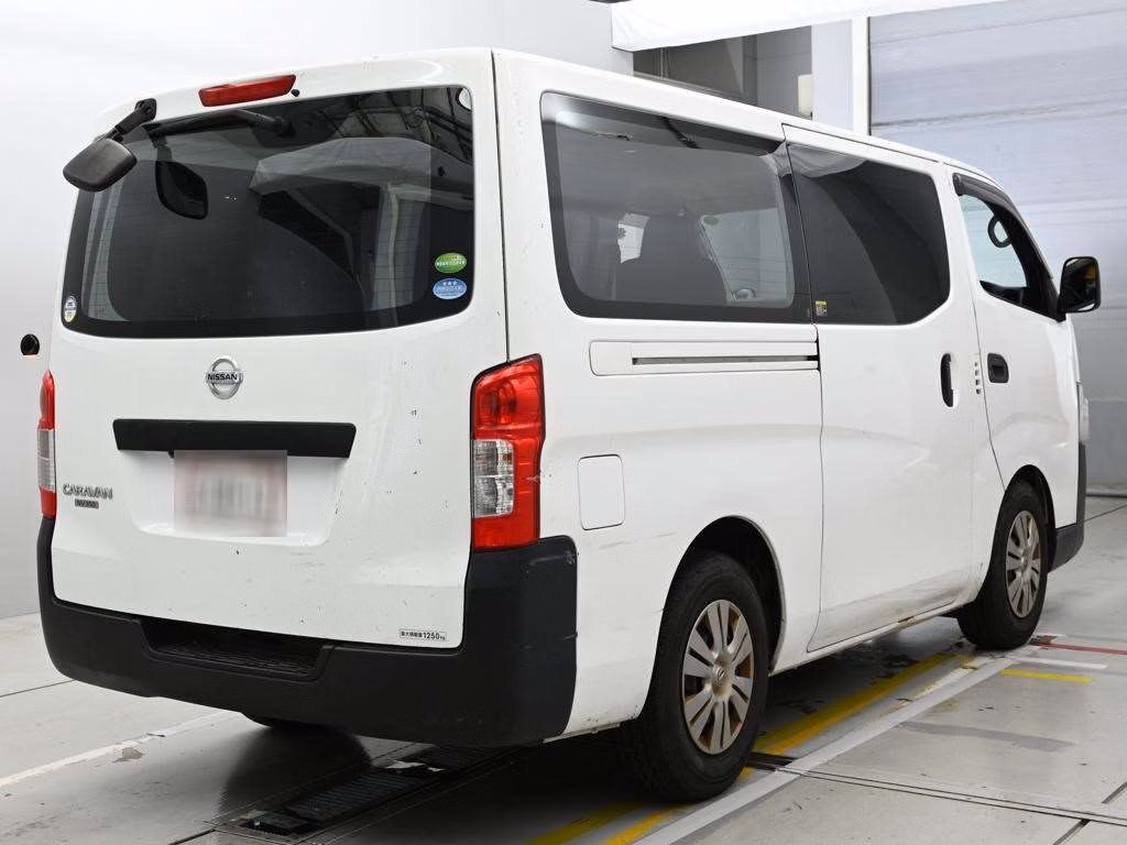NISSAN NV350 CARAVAN