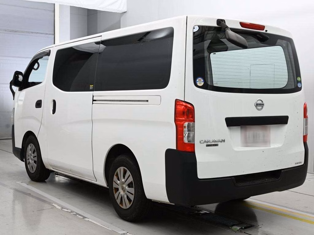 NISSAN NV350 CARAVAN