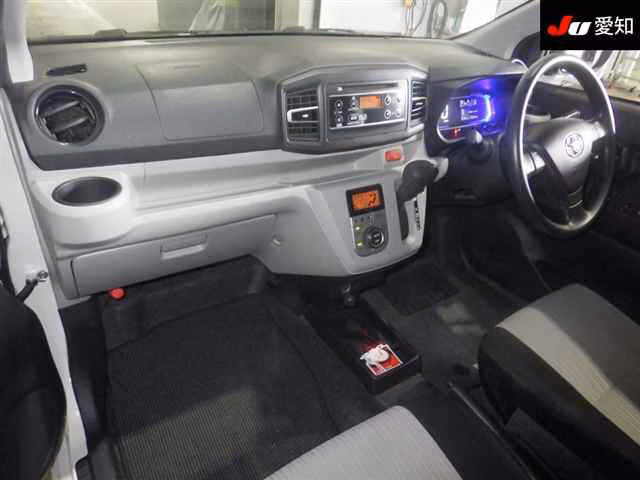 TOYOTA PIXIS EPOCH