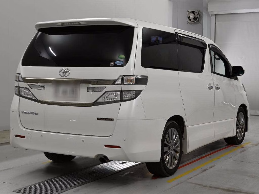TOYOTA VELLFIRE
