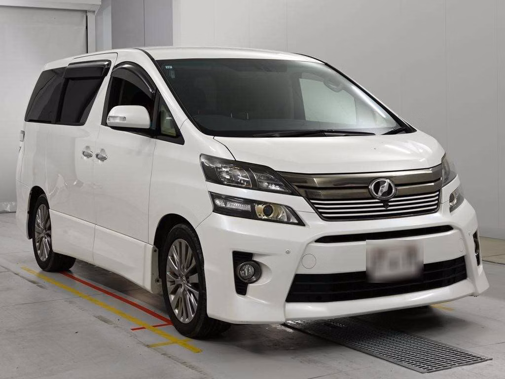 TOYOTA VELLFIRE