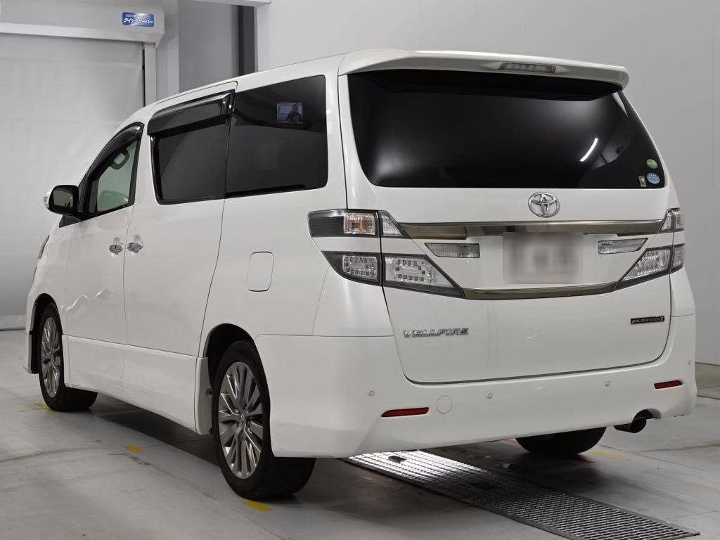 TOYOTA VELLFIRE