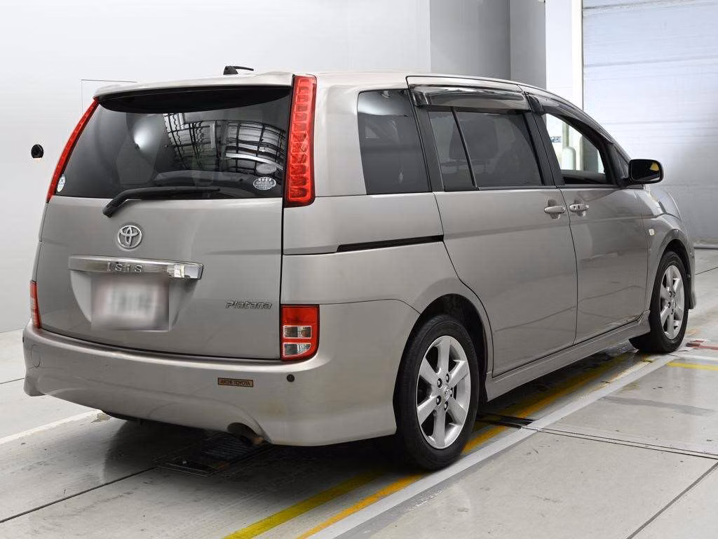 TOYOTA ISIS