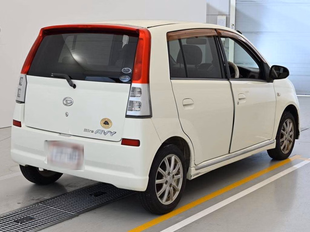 DAIHATSU MIRA AVY