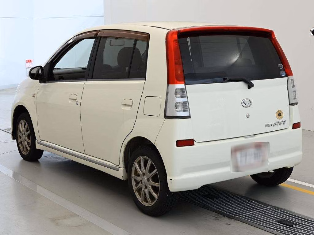 DAIHATSU MIRA AVY
