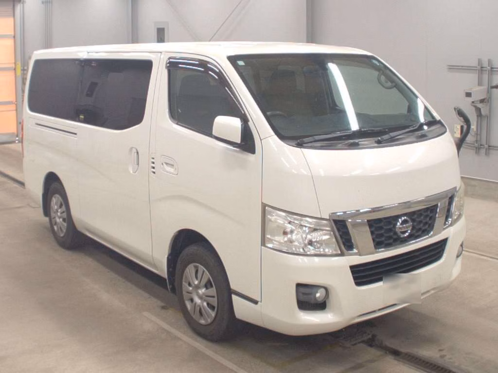 NISSAN NV350 CARAVAN