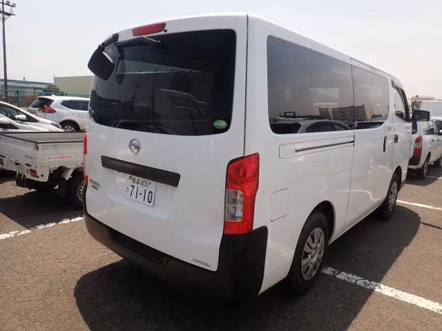 NISSAN NV350 CARAVAN