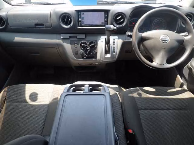 NISSAN NV350 CARAVAN