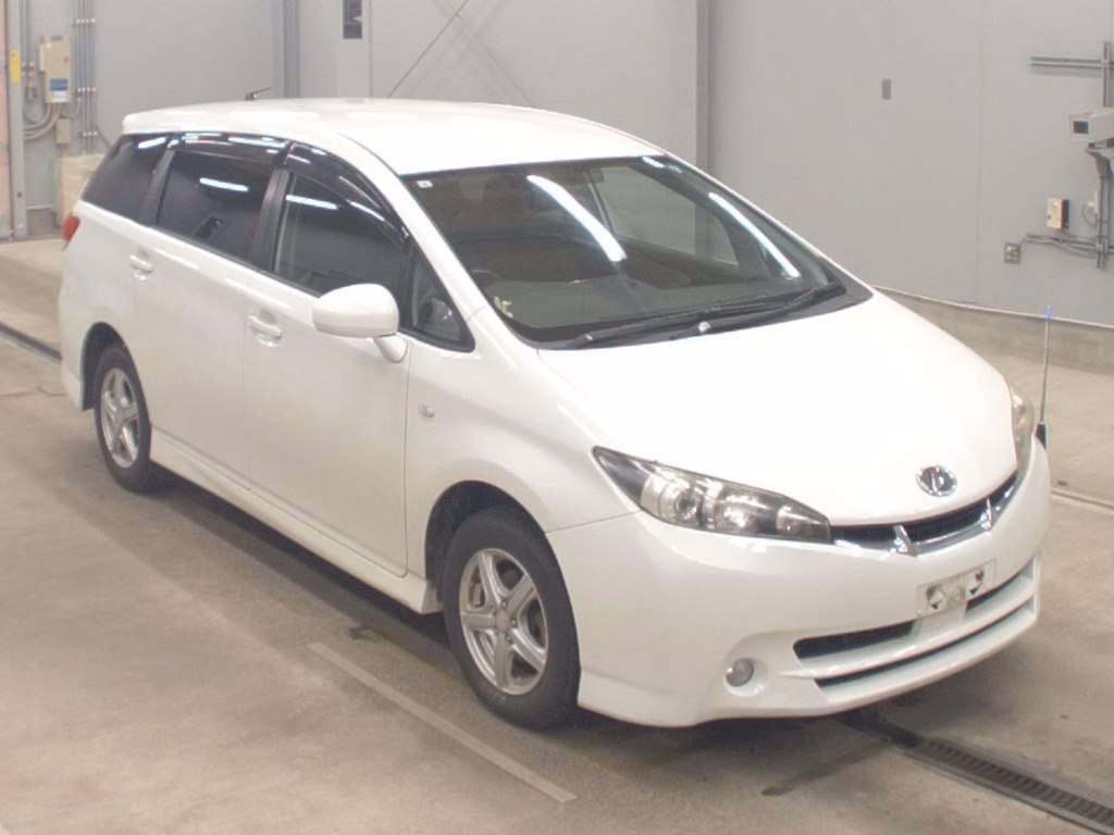 TOYOTA WISH