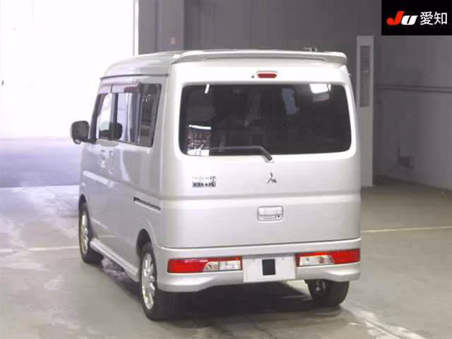 MITSUBISHI TOWN BOX
