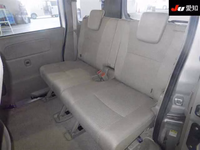 MITSUBISHI TOWN BOX