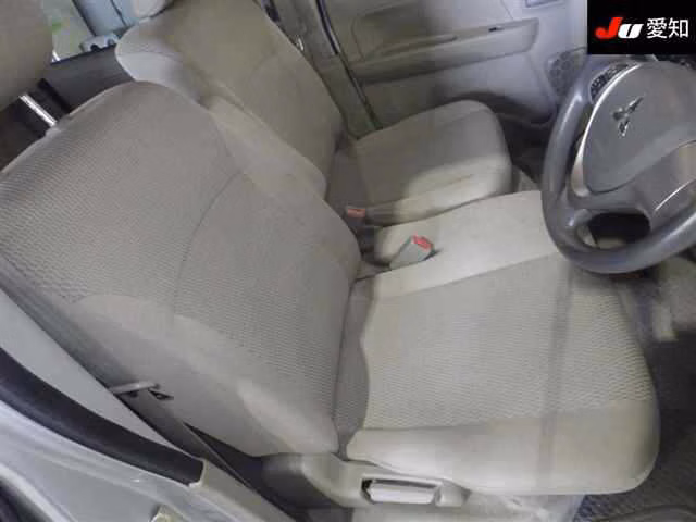 MITSUBISHI TOWN BOX