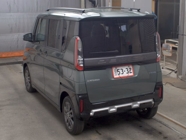 MITSUBISHI DELICA MINI