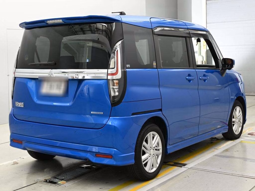 MITSUBISHI DELICA D:2