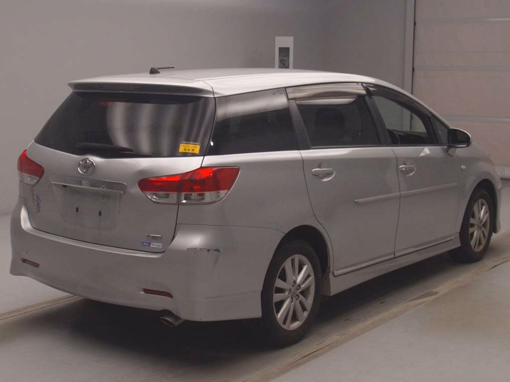 TOYOTA WISH