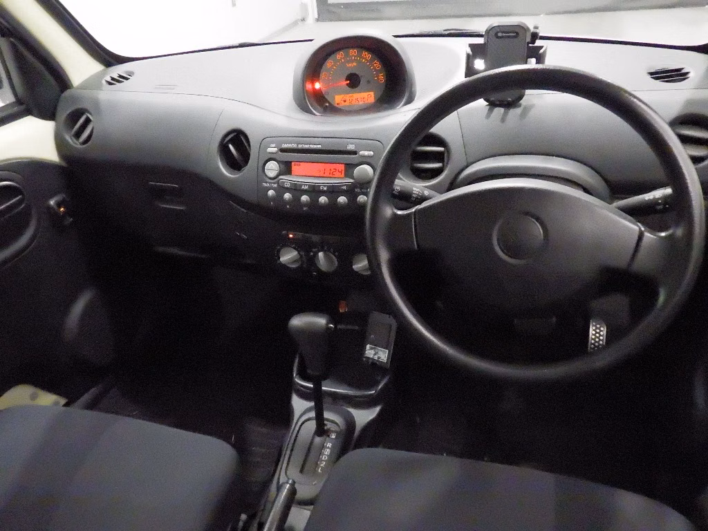 DAIHATSU ESSE