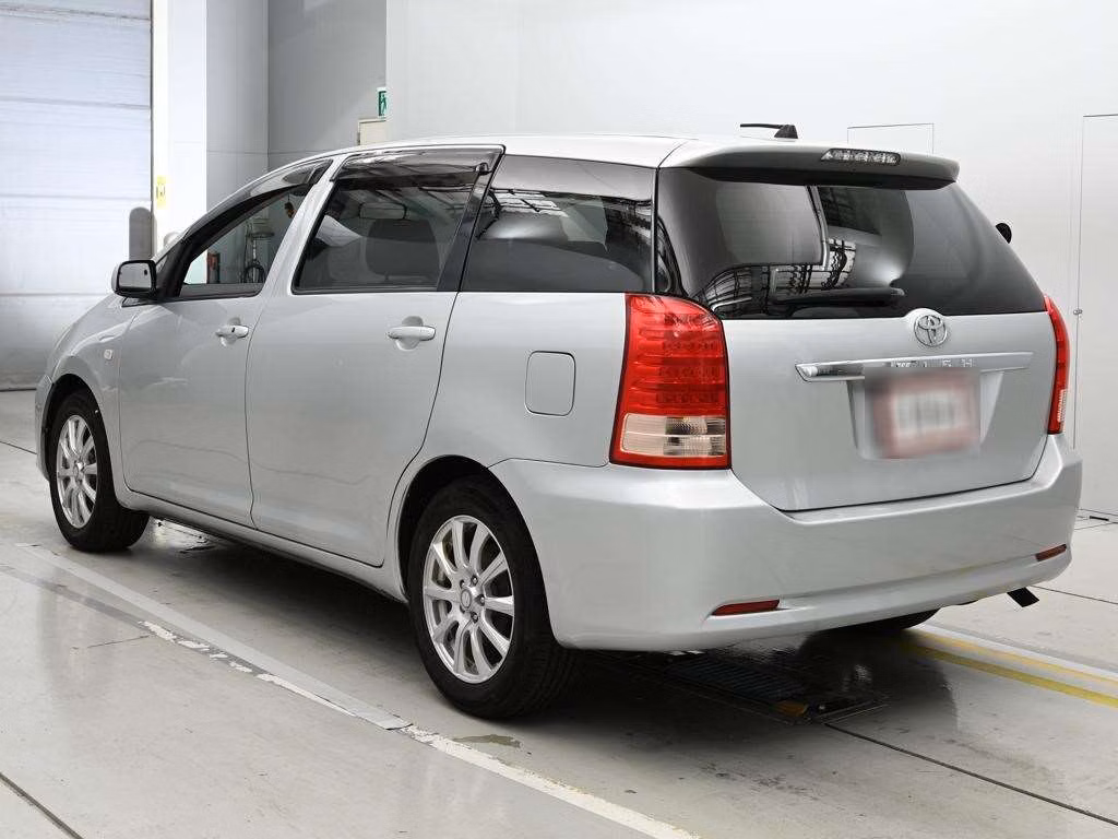 TOYOTA WISH